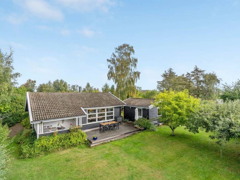 Feriehus Føllenslev