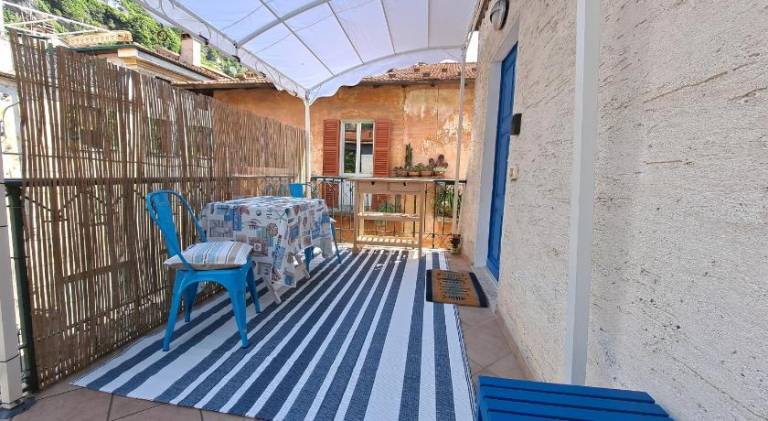 Rental apartment with 1 room for 2 persons in Gravedona