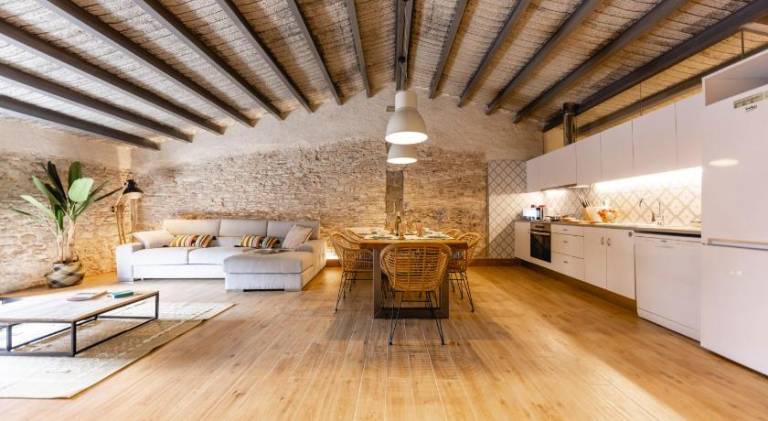 Beautiful holiday apartment | Next to Girona Cathedral | Pets are welcome in Girona