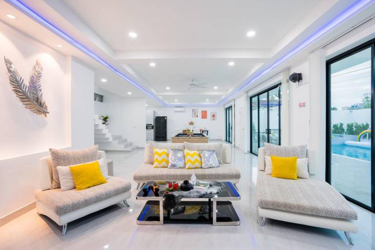 NINE9 Luxury PoolVilla Pattaya walking street — photo 3