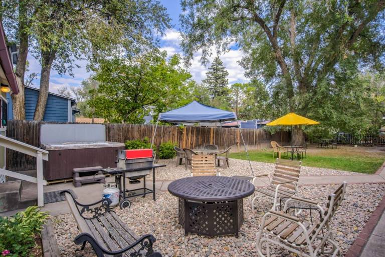 5BR Charm Hot Tub Fire Pit Downtown in Colorado Springs, CO