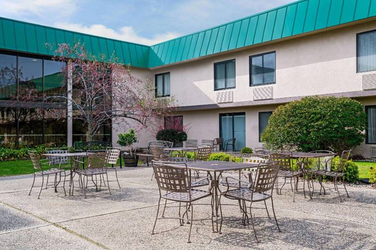 Ramada Hotel & Conference Center by Wyndham Plymouth in Plymouth, MN