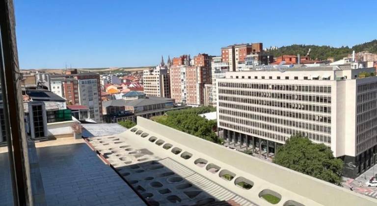 Rental apartment with 3 rooms for 9 persons in Burgos