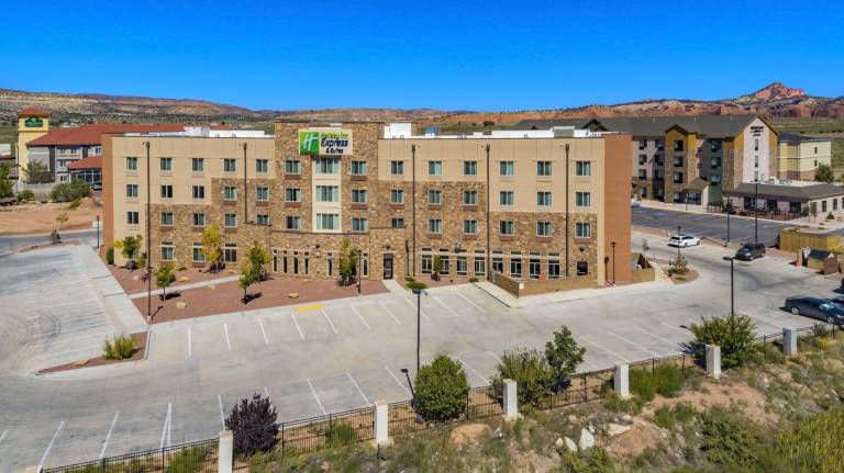Holiday Inn Express & Suites Gallup East By IHG in Gallup, NM