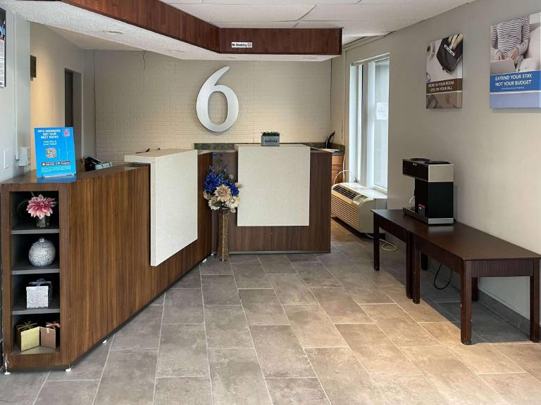 Motel 6 Wytheville, VA — photo 3