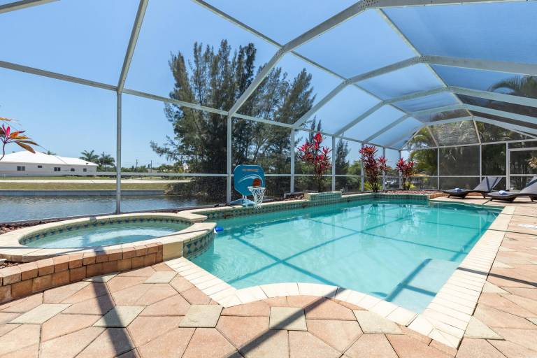 Great Water views! Southern Exposure Pool, Pet-Friendly- Villa On The Lake -Roelens Vacations — photo 2