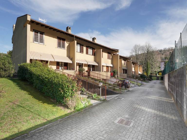 Ferienhaus in Laveno, Chiso für max. 5 Gäste