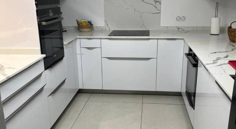 Rental apartment with barbeque & patio — photo 4
