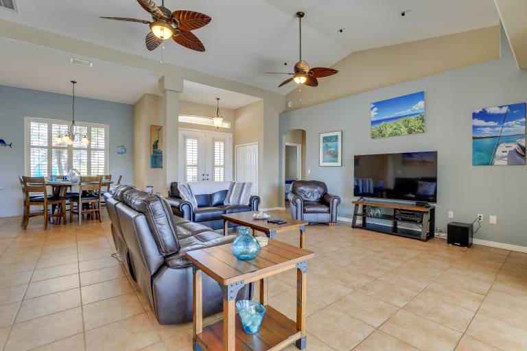 Pet-Friendly Waterfront Home w/ Pool! — photo 5