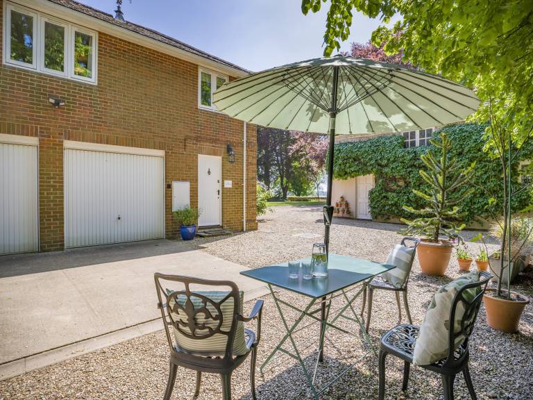 Cottage Spalding