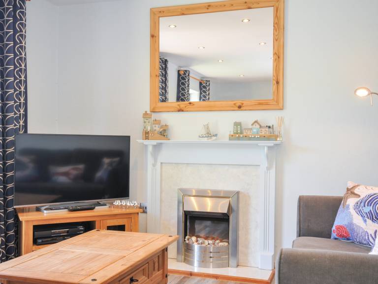 Family-friendly cottage with pool & garden | Dogs allowed — photo 4