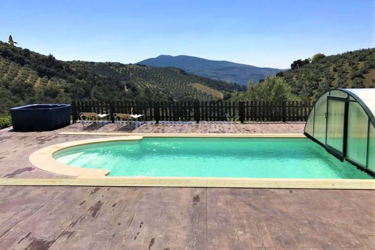 Cottage with terrace, garden & pool | Mountain view — photo 2