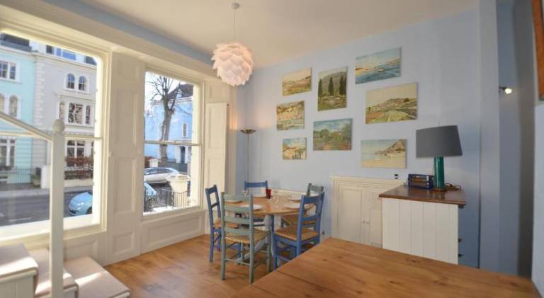 Holiday apartment with 3 rooms for 5 persons in London