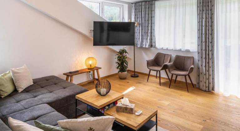 Holiday apartment with 2 rooms for 4 persons in Hohentauern
