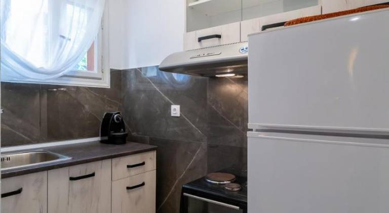 Apartment with yard & BBQ — photo 3