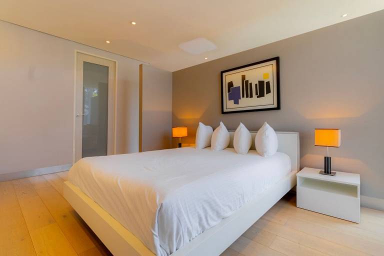 1BR Deluxe Suite — photo 2