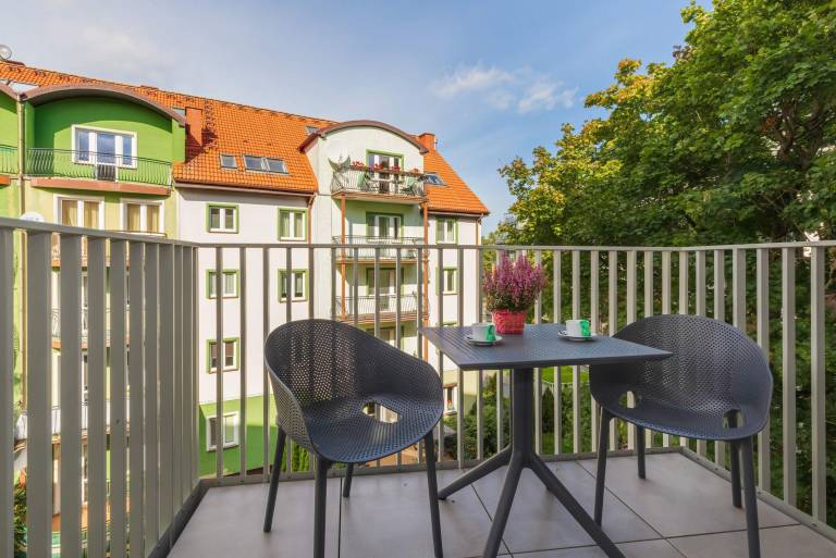 GREEN PORT Apartment Lwowska Pool Ko obrzeg — photo 5