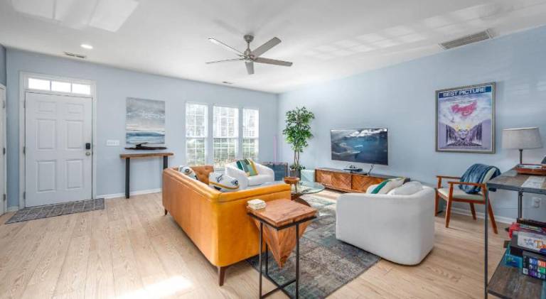 Vacation home with 3 rooms for 5 persons in Morrisville, NC