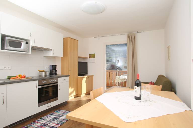 Apartment 'A5' with Mountain View, Shared Pool and Wi-Fi — photo 3