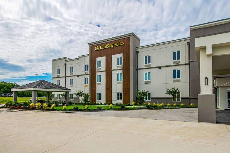 MainStay Suites Geismar Gonzales