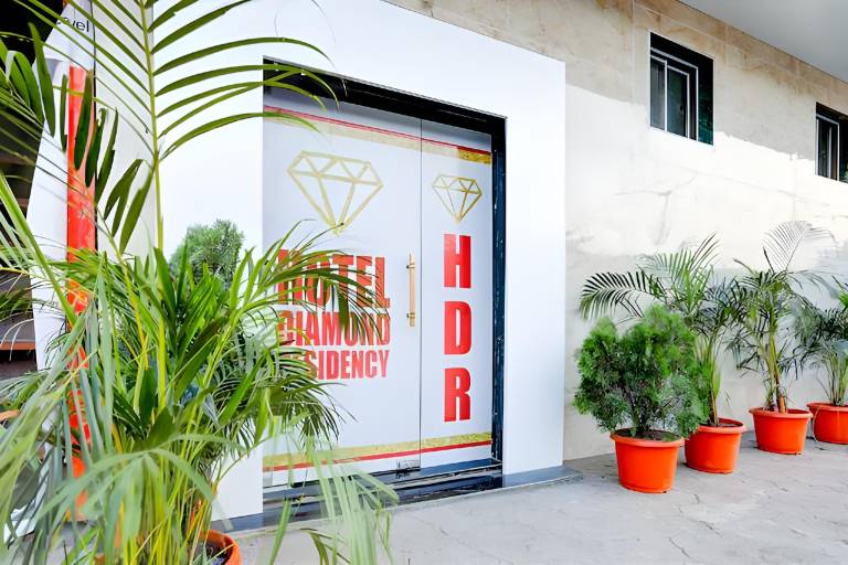 Hotel Diamond Residency in Mumbai