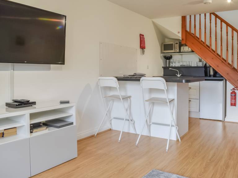 Children-friendly lovely cottage with yard | Water view | Next to the beach | Pet-friendly — photo 4