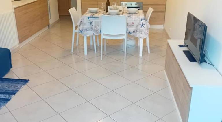 Holiday apartment with 2 rooms for 5 persons — photo 4