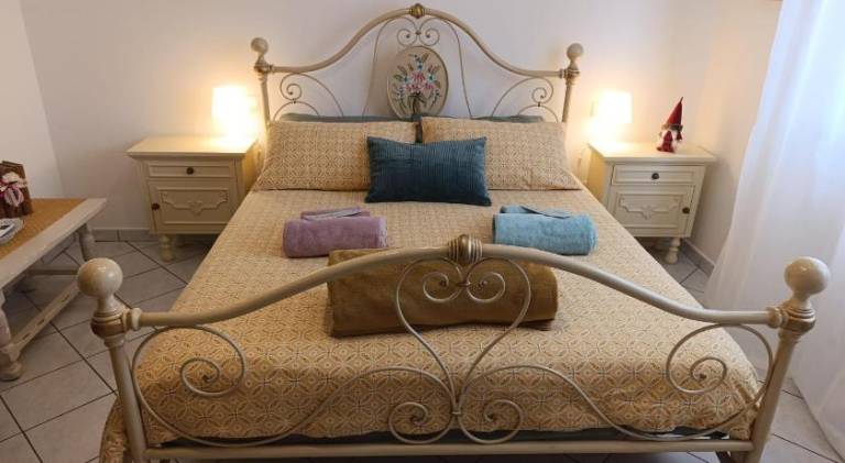 Rental apartment with 2 rooms for 5 persons in Cascina