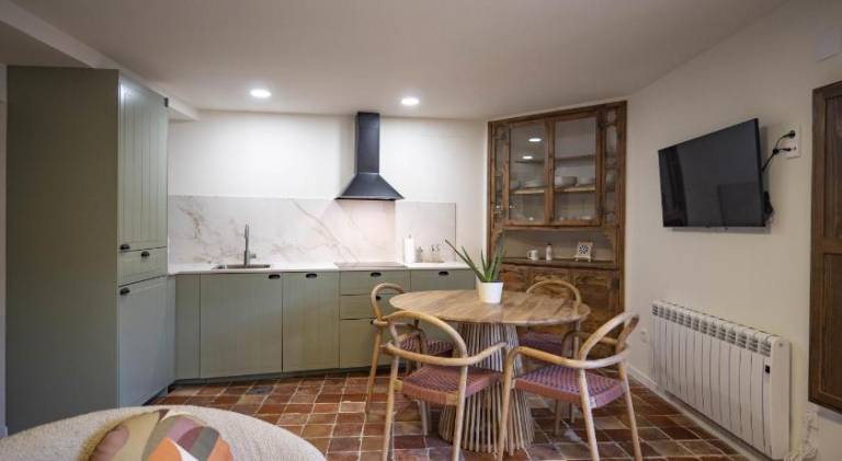 House with 2 rooms for 4 persons — photo 3