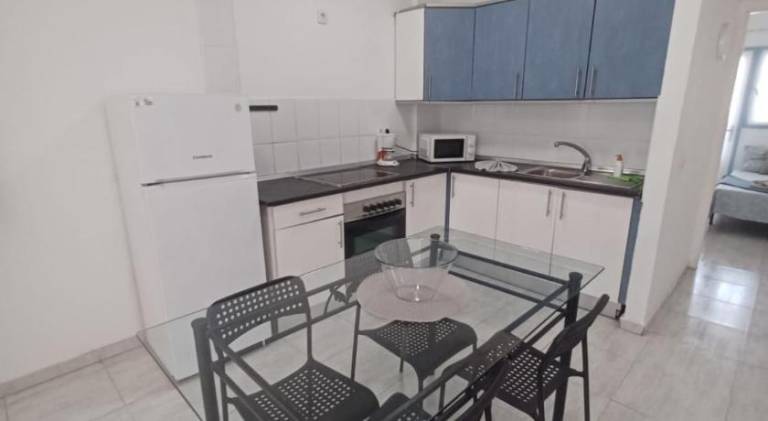 Apartment with terrace — photo 3