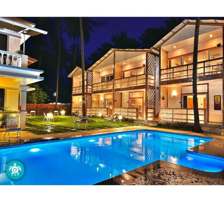 White Turtle Resort in Morjim