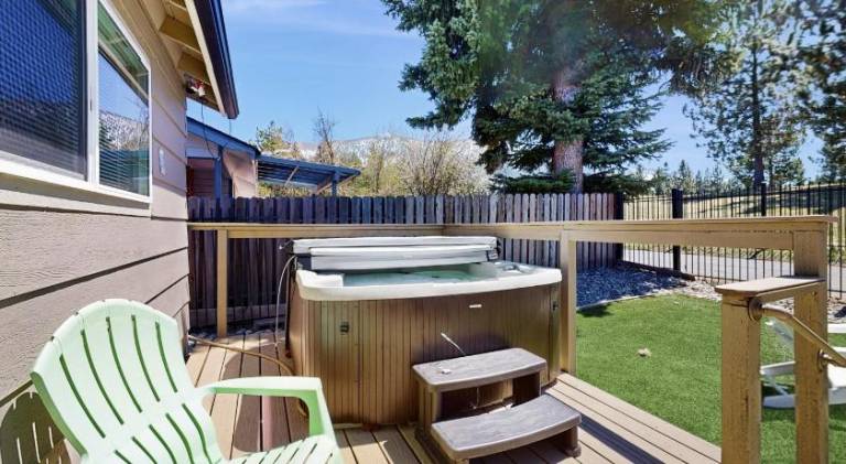 House with hot tub | Dogs allowed — photo 4