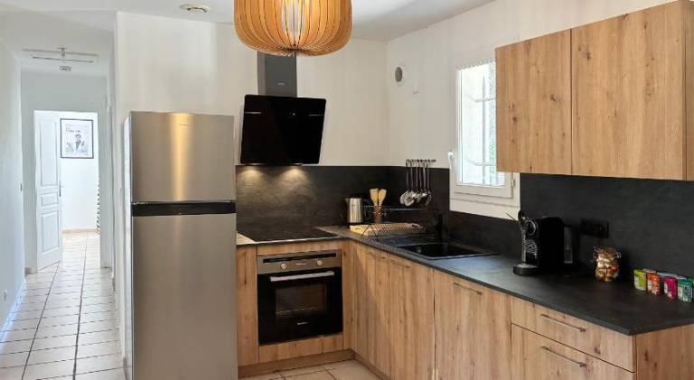 Fully equipped vacation home with pool, yard & grill | Pets are welcome — photo 4