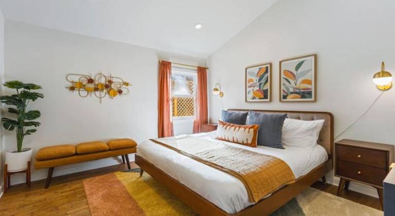 Mid-Century Modern Nashville Condo Near Restaurants, Coffee and Bars in Nashville, TN