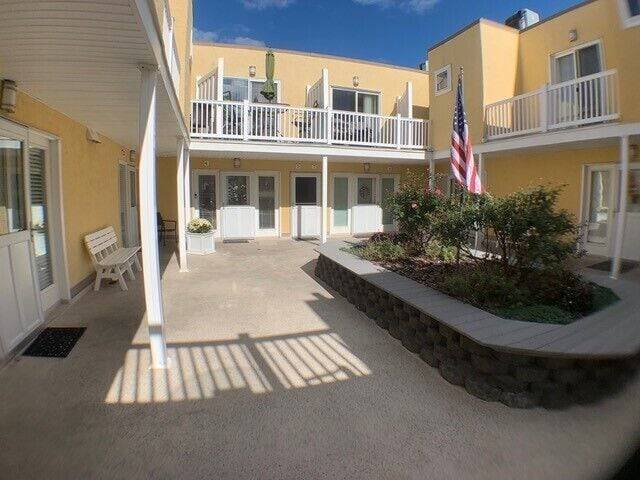 Condo Avalon
