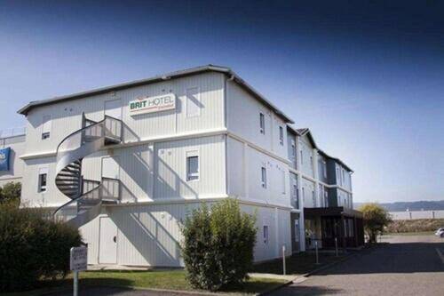 Brit Hotel Essentiel Arverne - Clermont-Ferrand Sud — photo 3