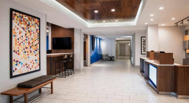 Holiday Inn Express & Suites Saskatoon Centre by IHG — photo 4