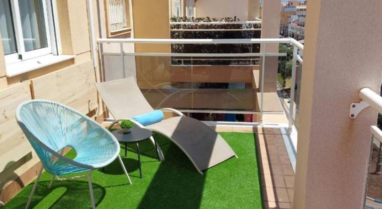 Apartment with garden, terrace & private pool in Roquetas de Mar