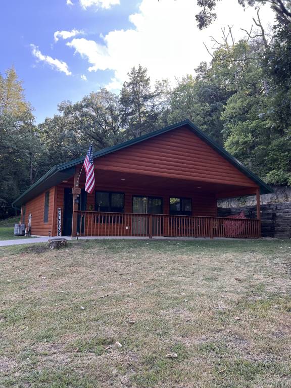Cabin Crofton