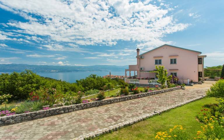Ferienwohnung in Vrbnik, Risika für max. 2 Personen, Ferienwohnung in Vrbnik, Risika für max. 2 Personen,