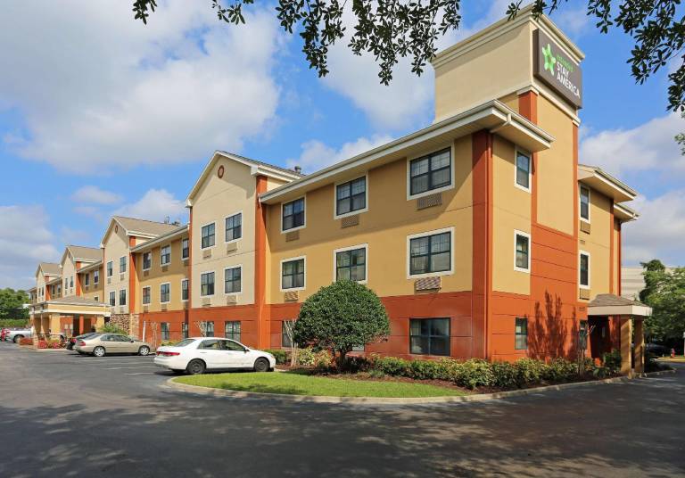 Extended Stay America Select Suites - Orlando - Convention Ctr - Sports Complex in Lake Buena Vista, FL