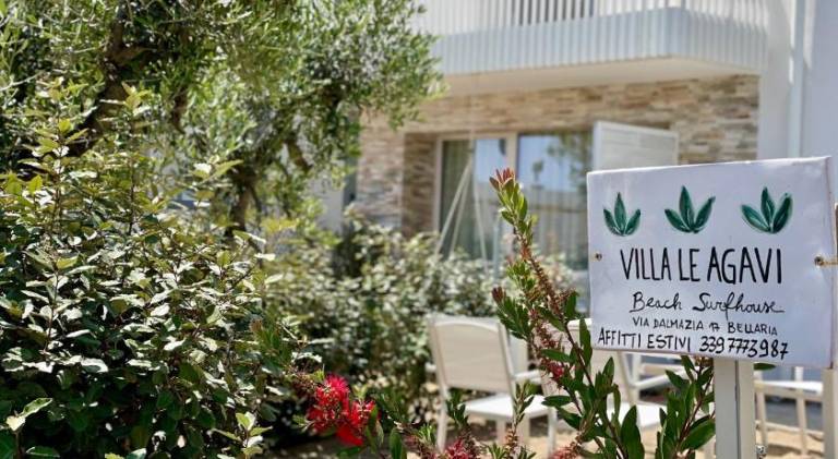 VILLA LE AGAVI Luxory Beach Surfhouse in Cesenatico