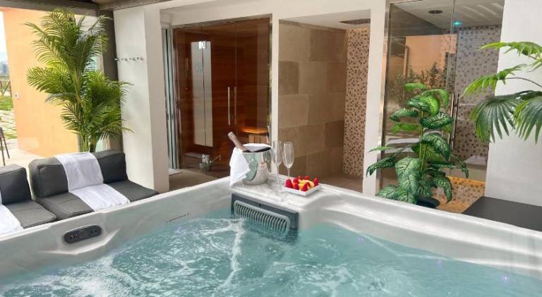 Children-friendly pleasant house with sauna, pool & patio | Pets allowed — photo 3