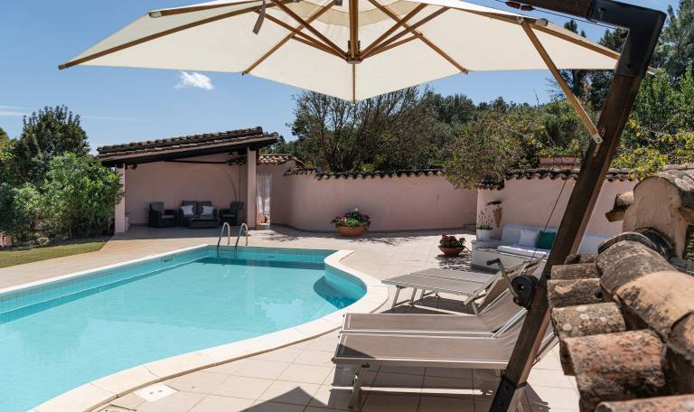 Villa Fiori 4 Is Molas – Sardinian Villa with Pool and Two Terraces — photo 3