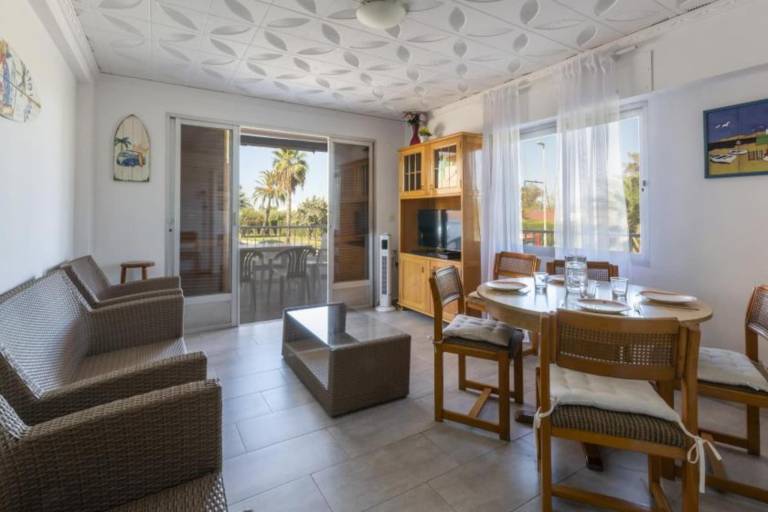 Apartment | Beach nearby | Pet-friendly — photo 2