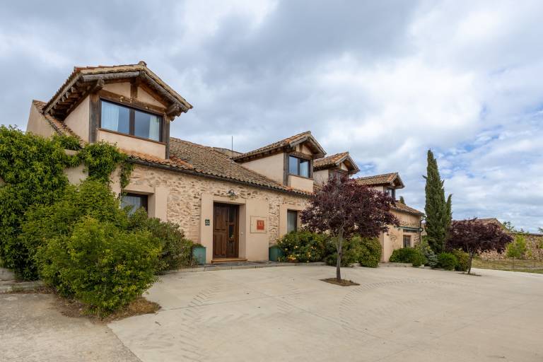Beautiful house with terrace, barbeque & private pool | Pets are welcome — photo 2