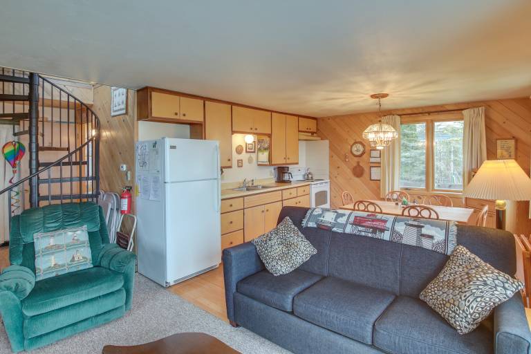 Serene Lakefront Baileys Harbor Home w/ Deck! — photo 4