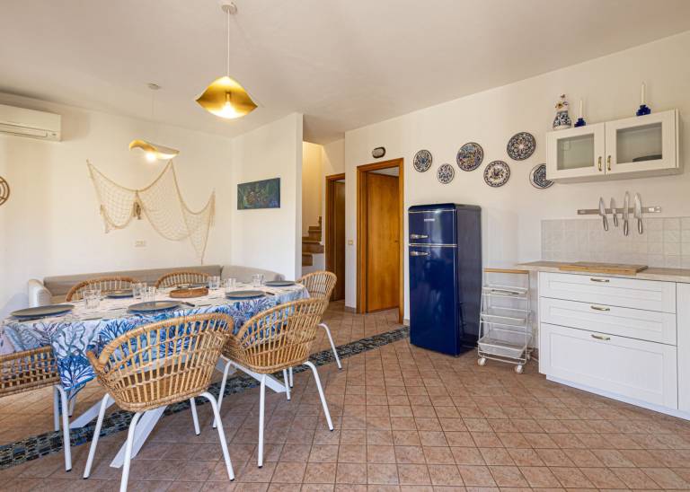 Vacation home with garden — photo 4