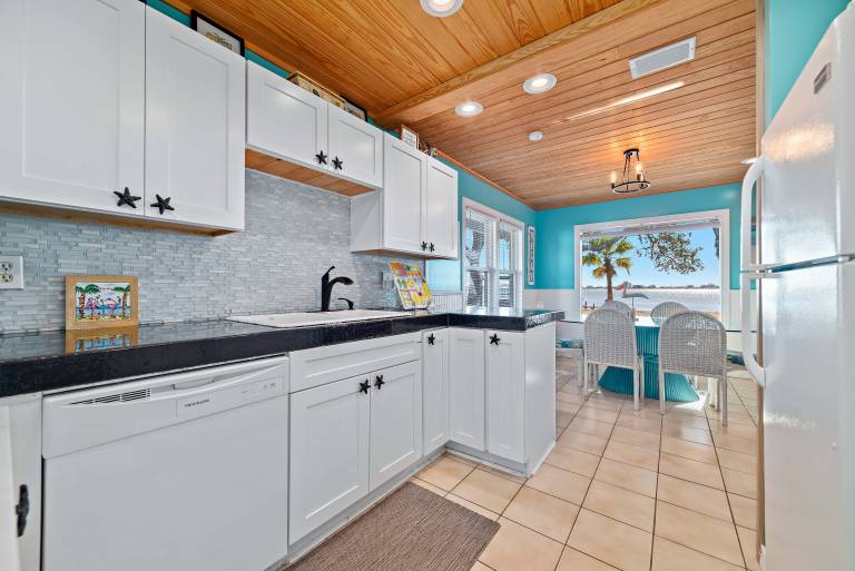 Children-friendly charming house with grill | Water view | Pets allowed — photo 5