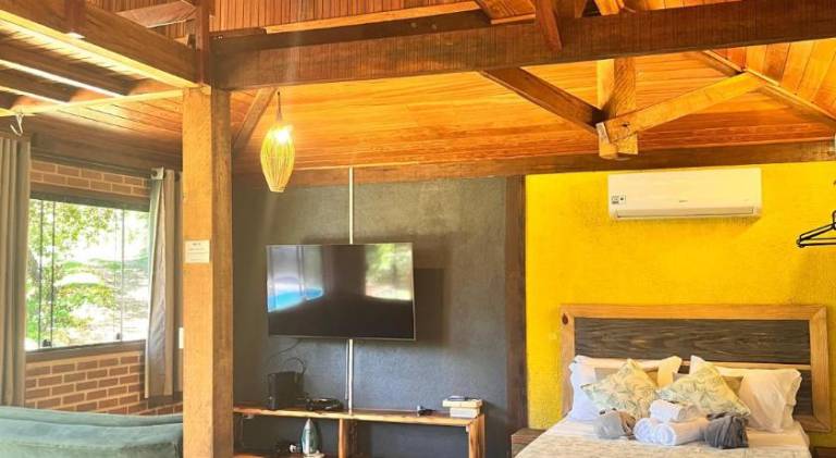 Chalet with pool | Pets are welcome — photo 2
